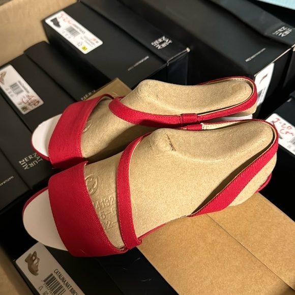 LifeStride Yasmine Wedge Sandal - Picture 6 of 7